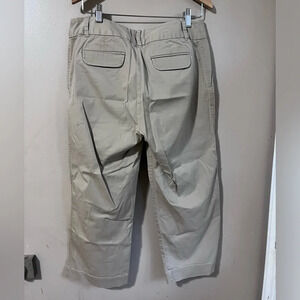 IZOD Capris Size 10